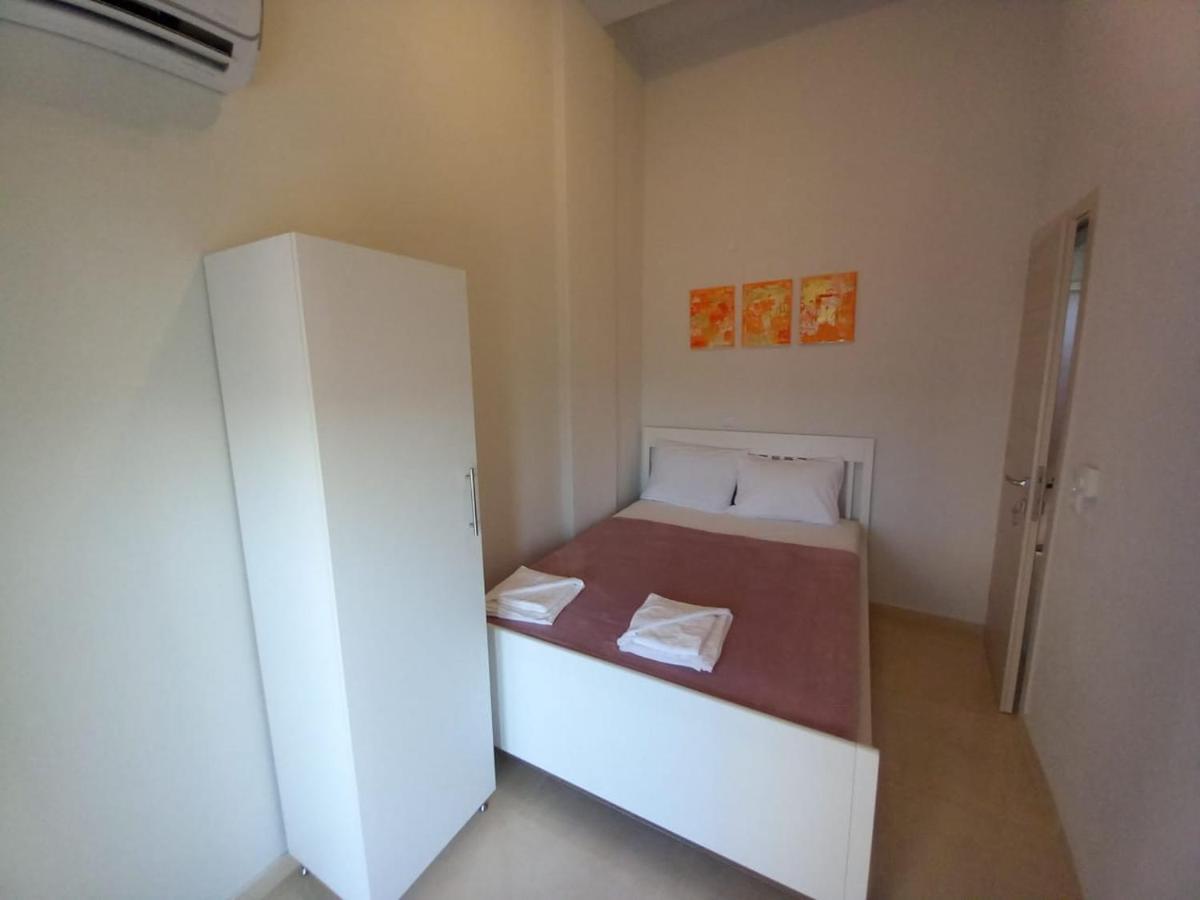 Apartment Elenis House Nea Peramos (Macedonia)